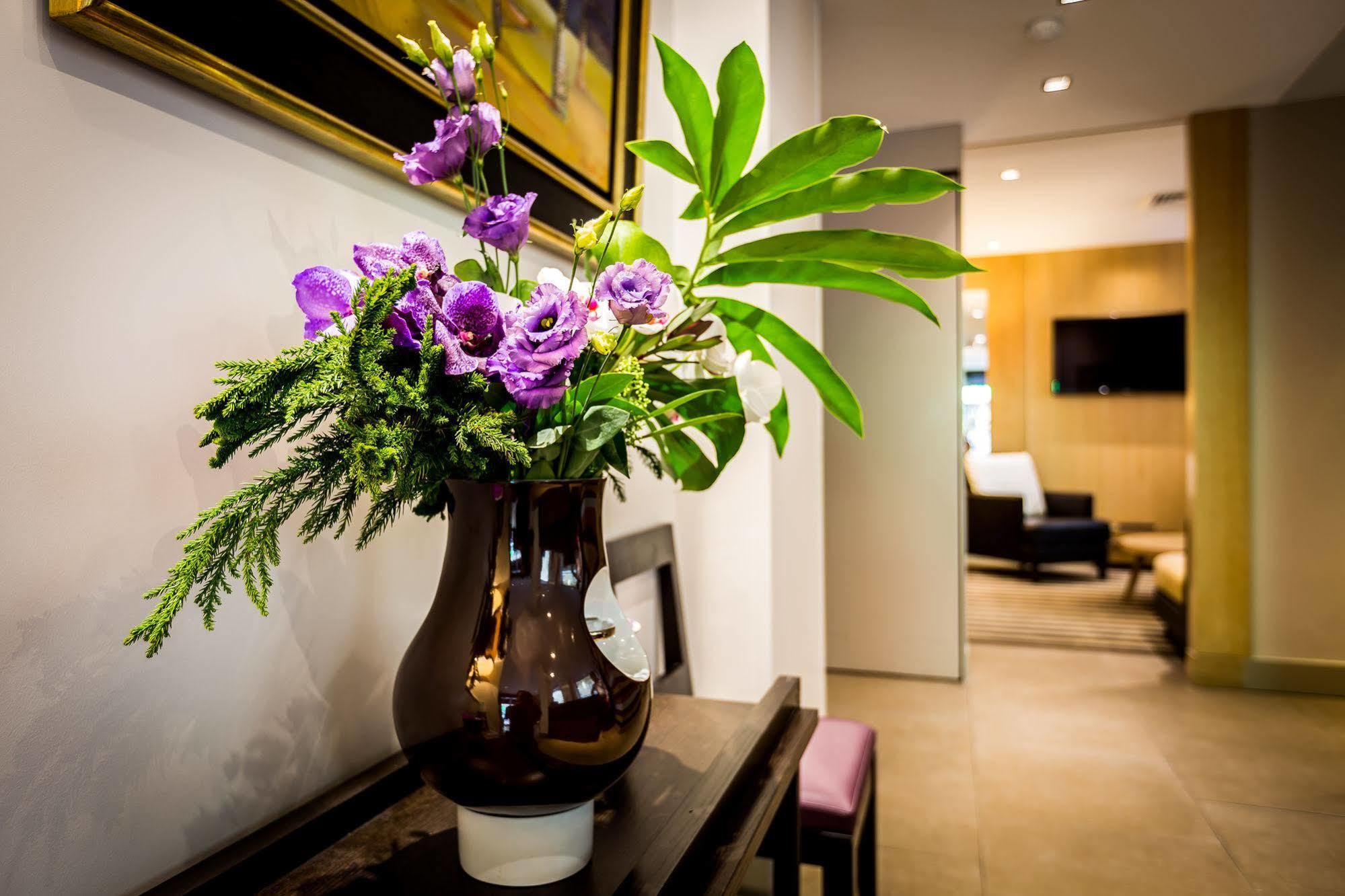 Hotel Duret Paris Champs Elysees Exterior photo